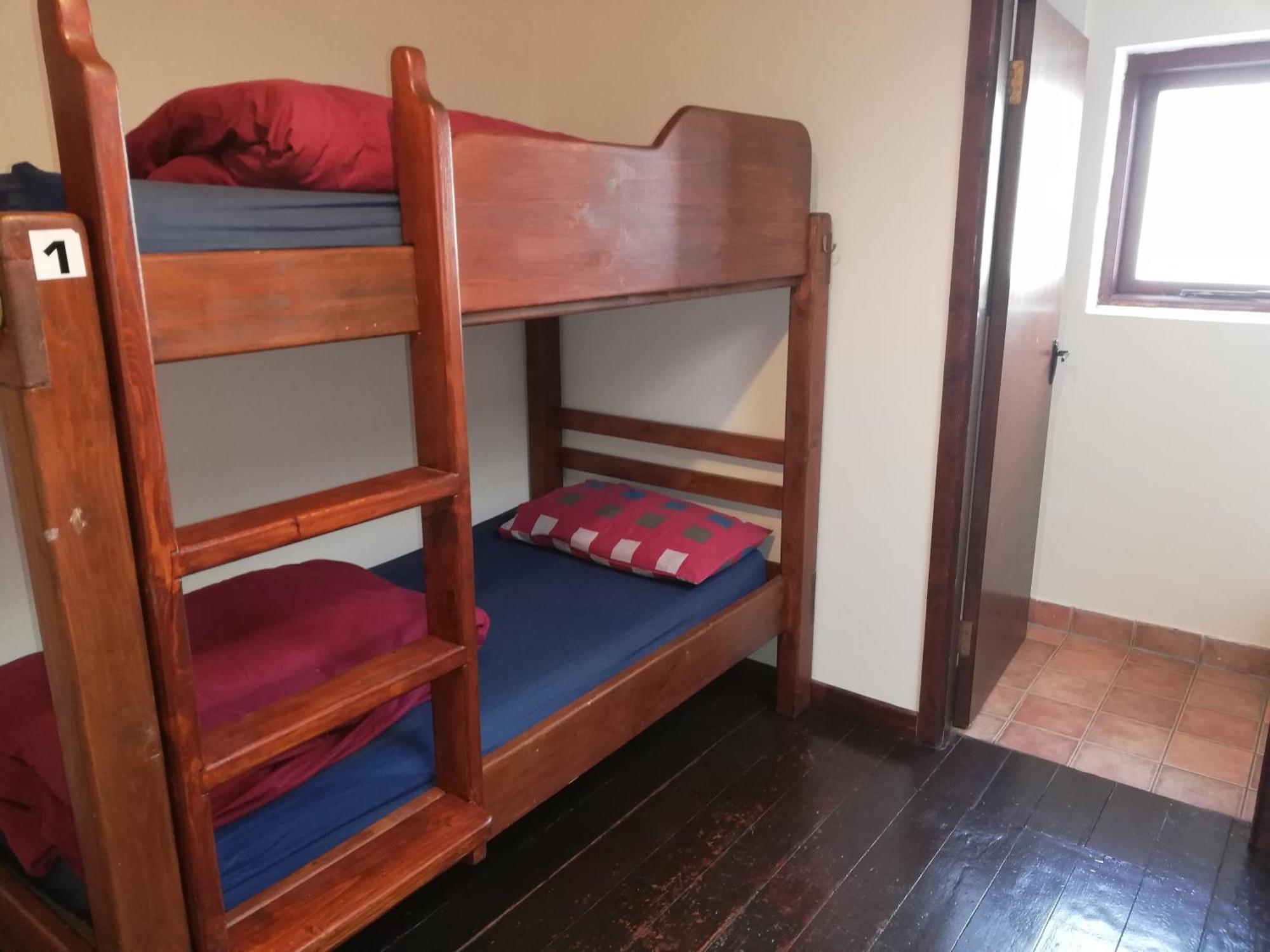 Aille River Tourist Hostel And Camping Doolin Szoba fotó